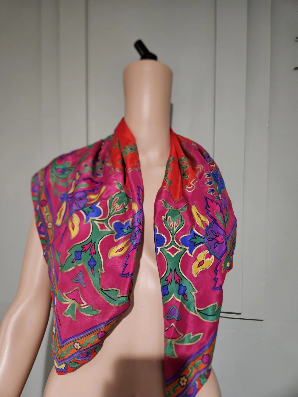Vintage Liz Claiborne 100% Silk Floral Square Scarf Pink Red Multicolor